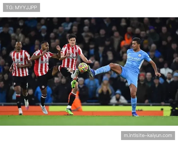 英超中游集团战术差异化 布伦特福德长传疾攻定位球体系